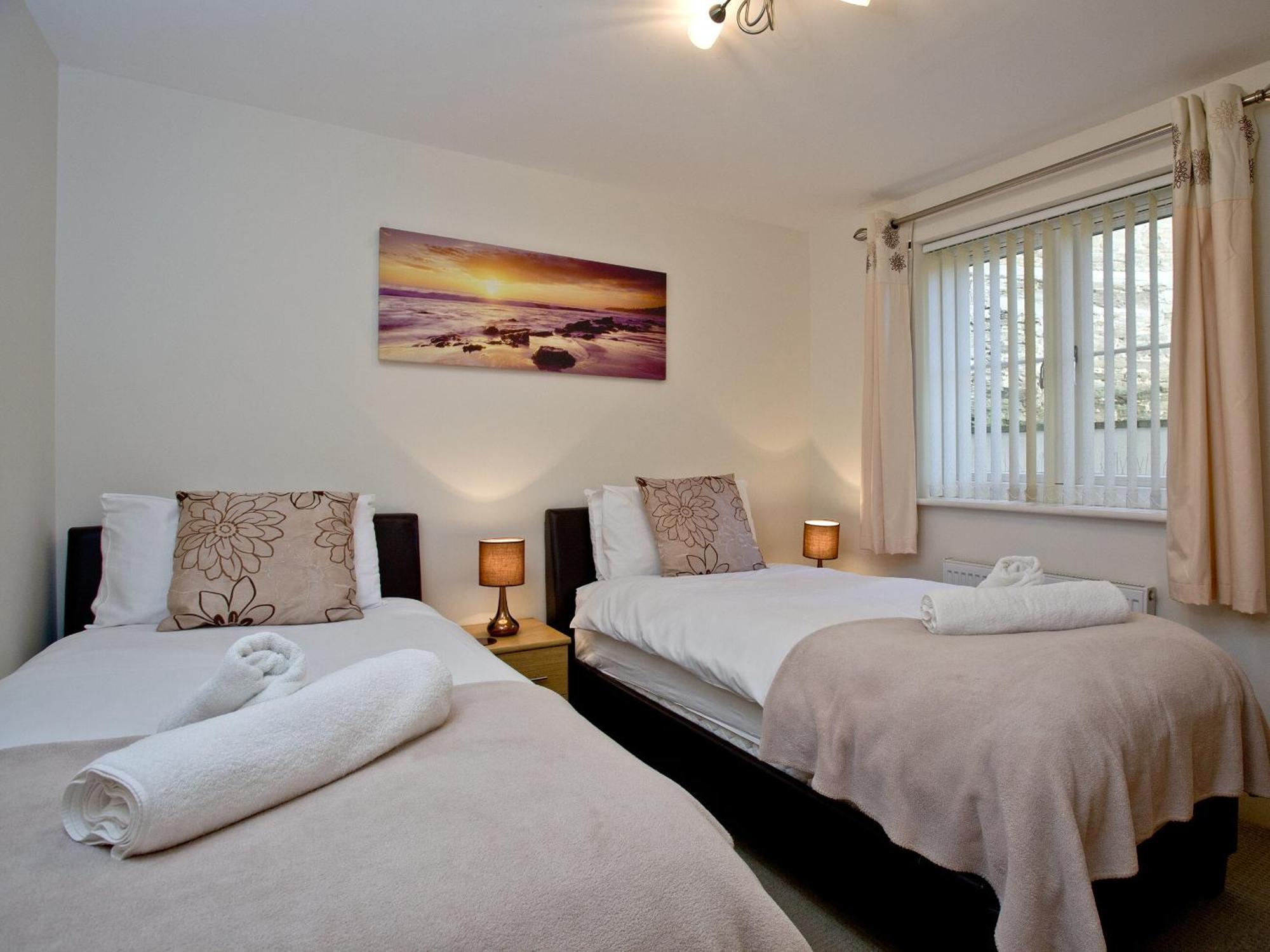 1 Harbour View Apartment New Quay Екстериор снимка